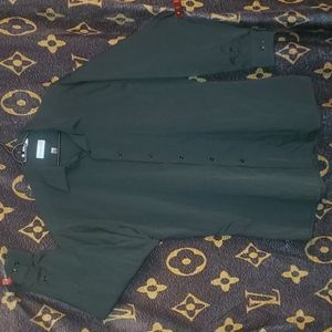 Mens long sleeve button up collared dress shirt (16 1/2 32-33 LARGE)